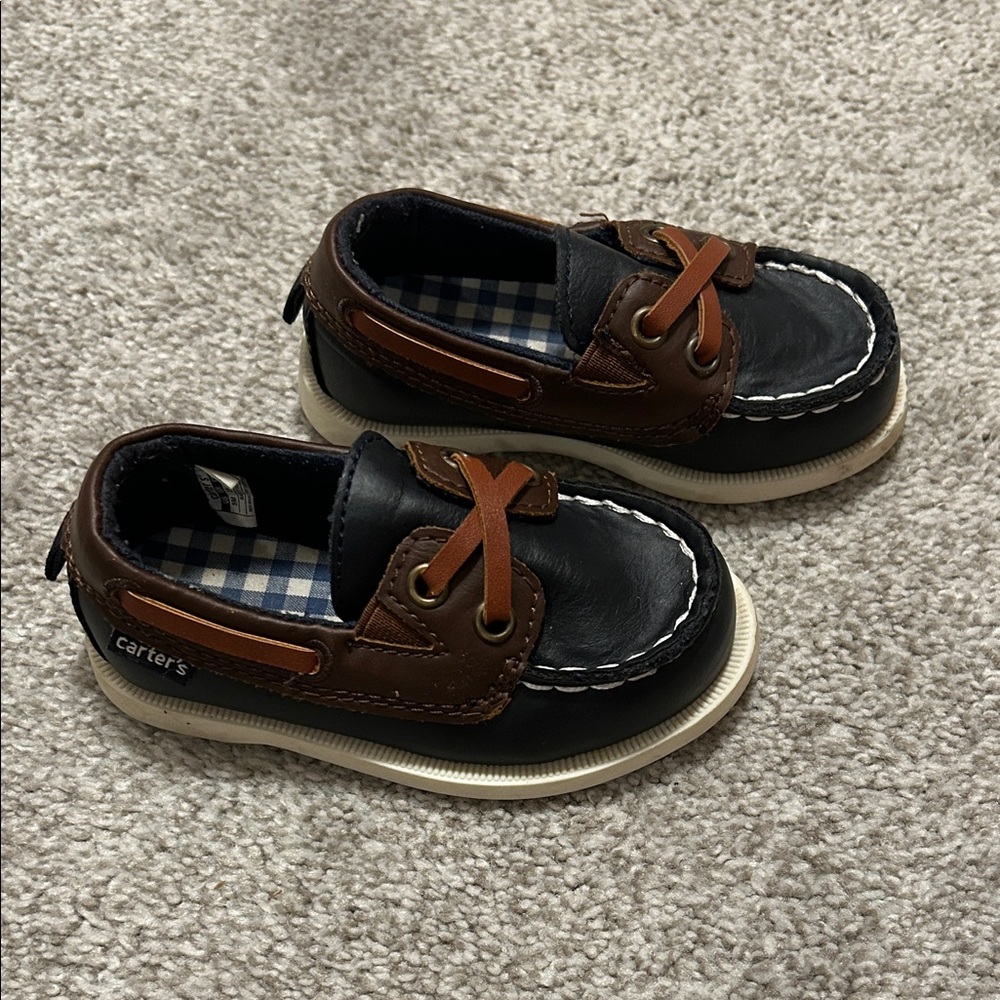 Carter's navy and Brown Kids boat shoes